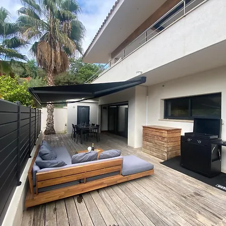 - Le Pied à Terre 3 * Porticcio (Corsica)